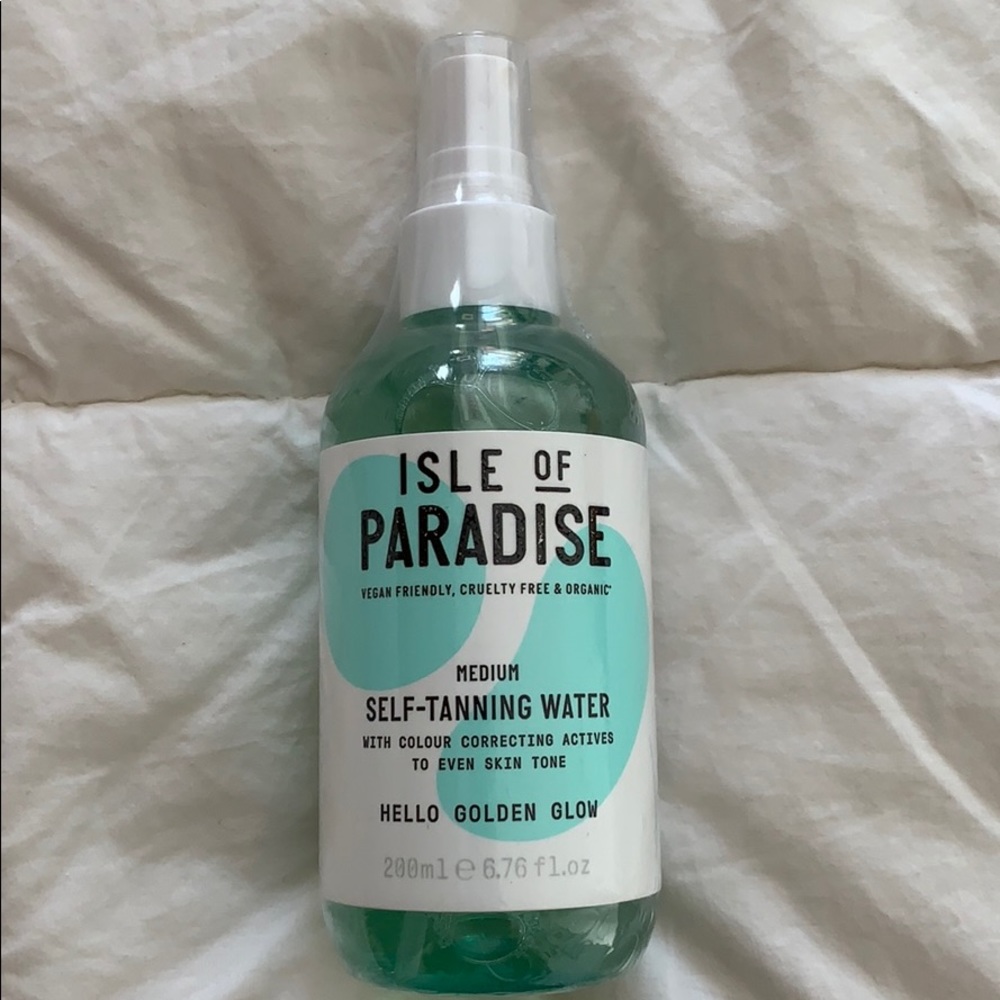 Isles of Paradise Self-tanning Water